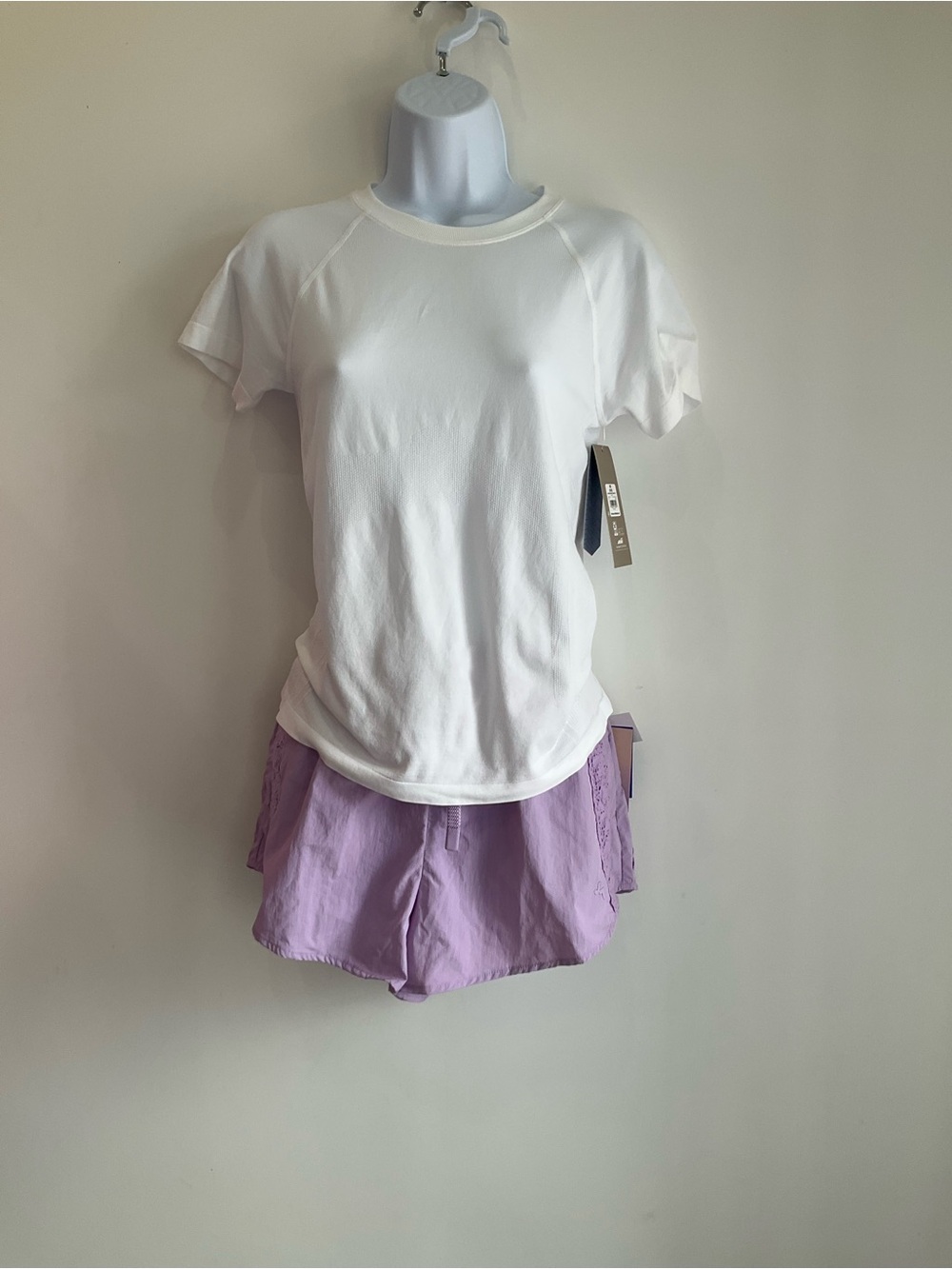 Avia White Short Sleeve Crewneck Tee